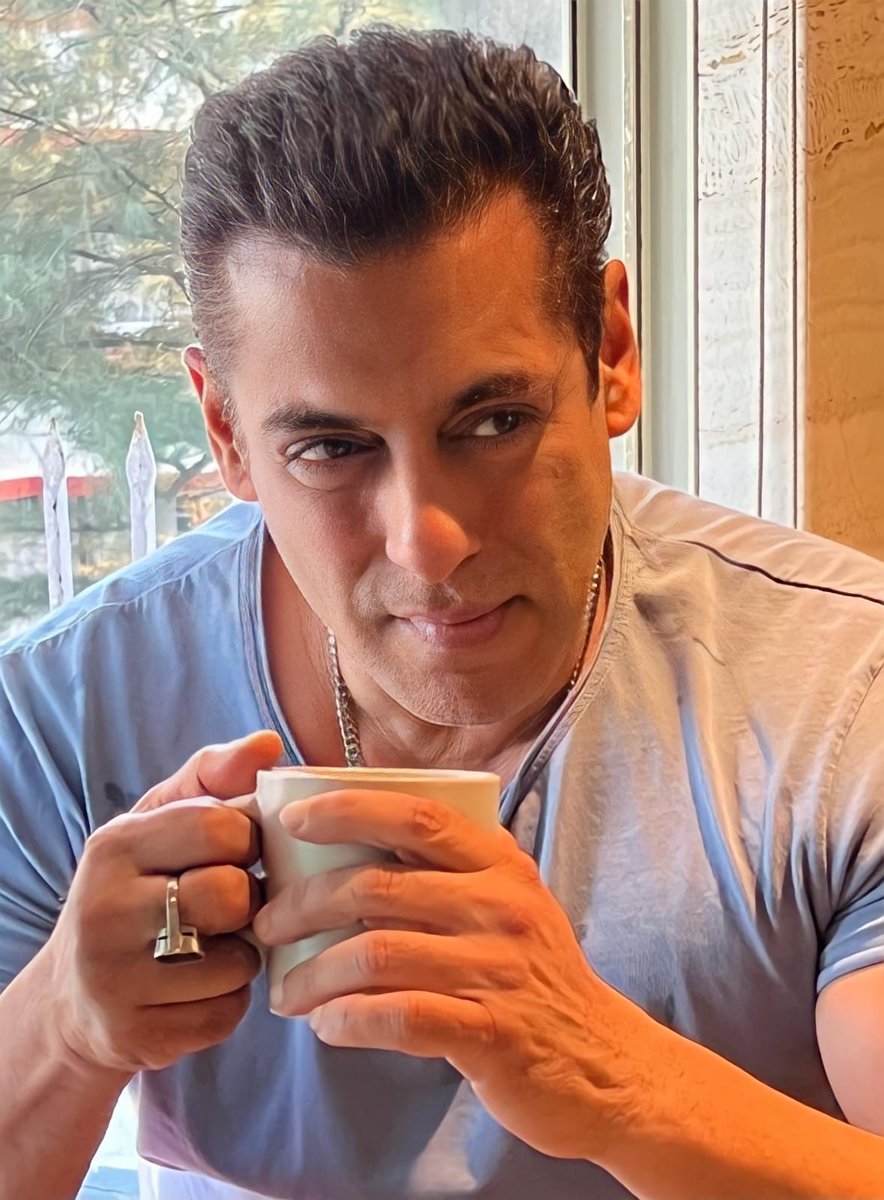 Latest Pic Of #SalmanKhan Bhai 🔥🔥

#Tiger3 #Tiger3Diwali2023