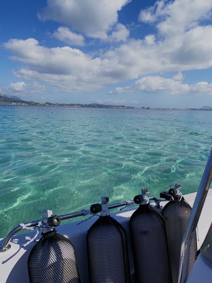 delphnotes's tweet image. oioi, sou a di e estou criando essa conta para compartilhar minha jornada acadêmica! vamos ser moots ㅤᵕ̈

𖦹 sobre mim :
- 2007, 2° ano em (2024)
- enfp, corvina
- amo: biologia, mcu, harry potter, lotr, gilmore girls, b99, c.s. lewis e mpb 

#studytwtbr #studytwt