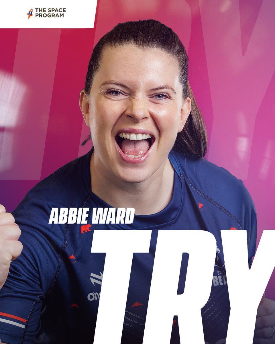 BristolBearsW's tweet photo. Welcome back @AbbieWard93 

That's 3⃣ for the afternoon for Bears!

🐻 17-0 🦈 (14 mins)

#BRIvSAL | #BristolBears https://t.co/GDFkdrmqVQ