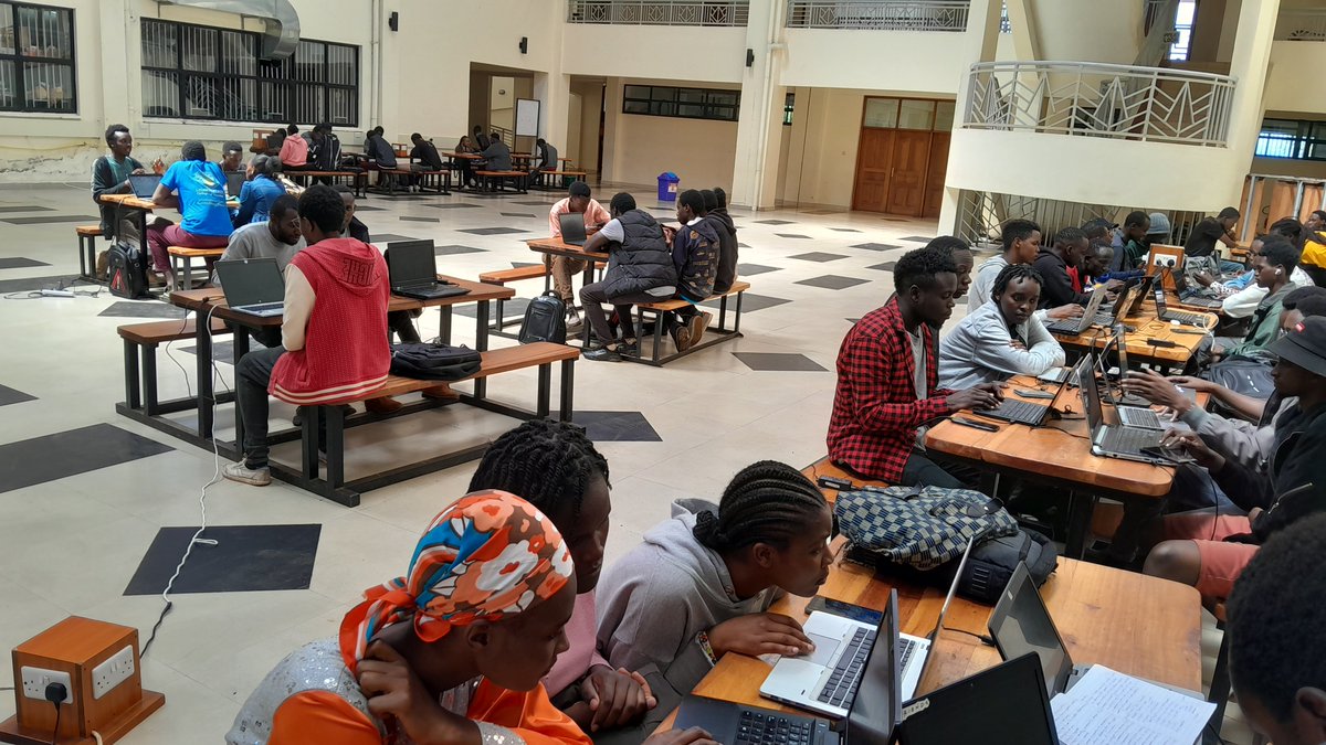 #MachineLearning learning enthusiasts at it!