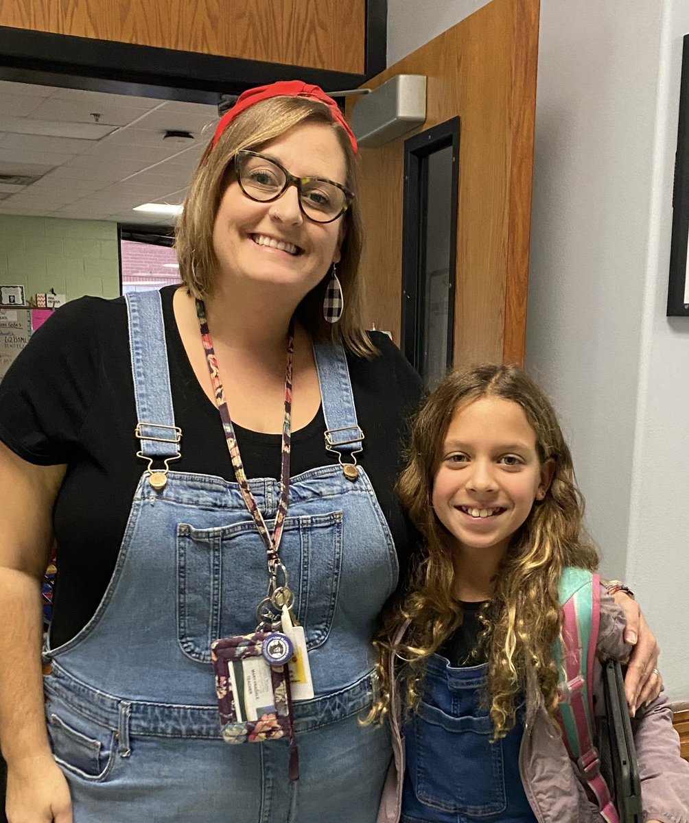 Lizzie Fragale tweet media