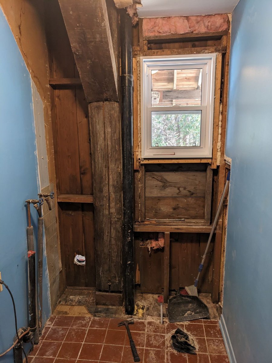 Harry_Nowell's tweet photo. Warmer now. No more frozen pipes, we hope. #insulation #OldHome https://t.co/yrorUEljMH