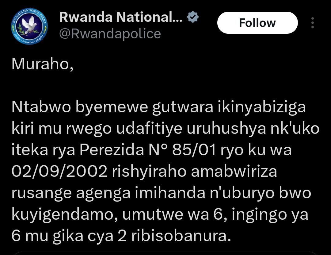 TalkLawRw's tweet photo. Dear @Rwandapolice,

Mu yandi magambo uwemera ko yakoze ikosa ryo gutwara moto adafite category yo kuyitwara:

⁉️Akwiye gucibwa #AMANDE ya 50,000Rwf hiyongereyeho gufunga "#GUFUNGA" MOTO yari atwaye?

MUMUSUBIZE NEZA NATWE TWUMVIREHO NIBA BYARAHINDUTSE

🙏🙏

#RwoT #RwoX #Rwanda https://t.co/UuDBPkuL0b