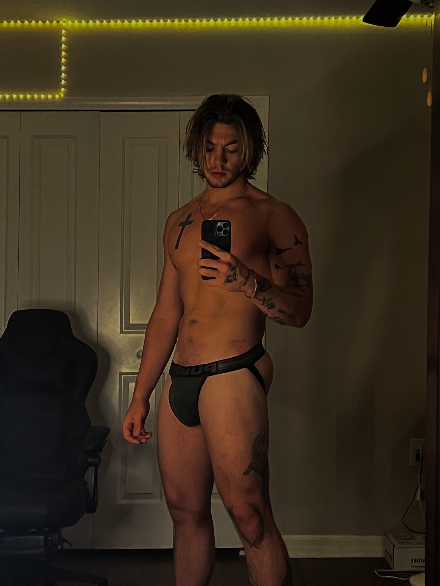 Cmuscle (50% off 🙈) on X: t.coQ6IGG6LTNp  X