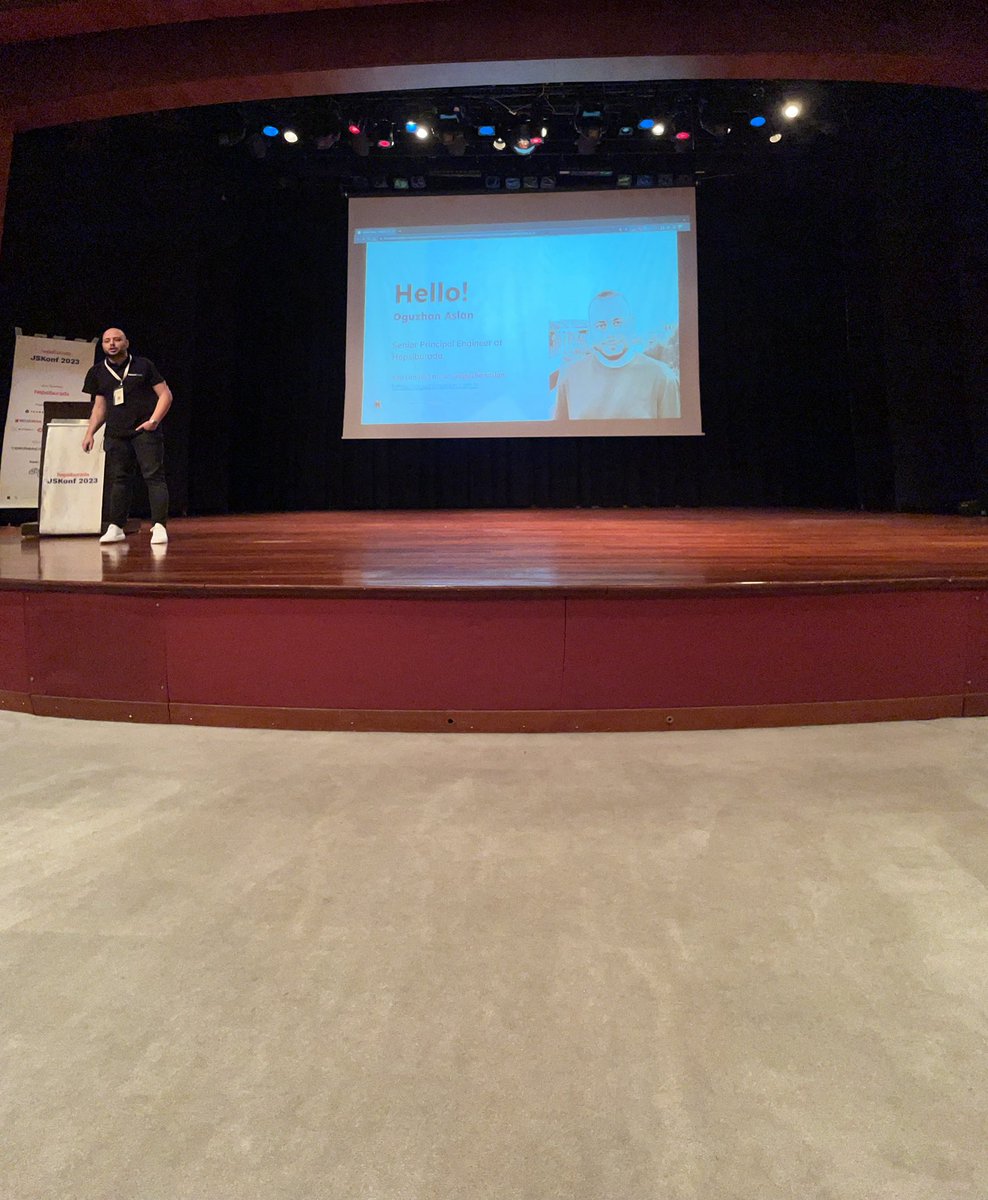 a_segmen's tweet photo. #hepsiburadajskonf @oguzhanaslan on the stage !!! https://t.co/rnTLS78Yng
