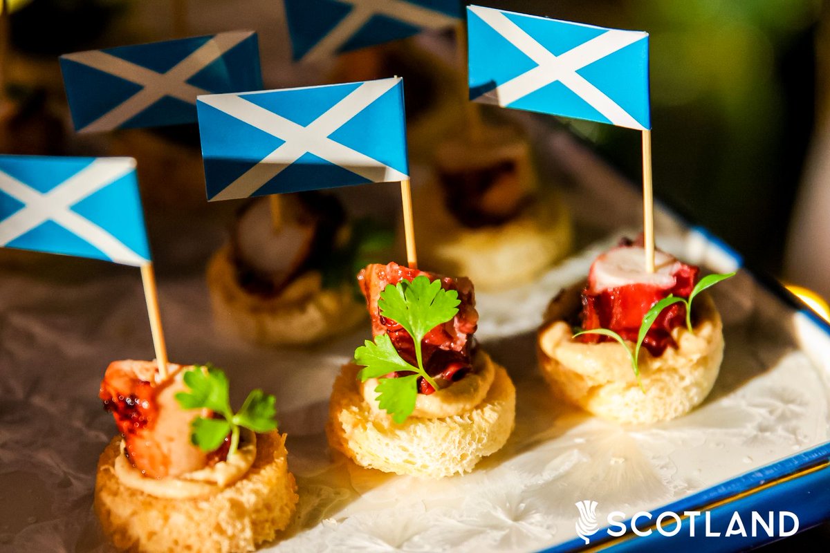 scotent's tweet photo. ποΈ Three cities
π Five days
π΄σ §σ ’σ ³σ £σ ΄σ Ώ Ten Scottish food and drink companies
π° The @Scotdevint China roadshow π¨π³
The trip helped the companies understand consumer trends and develop new business partnerships π€
Need export support? β‘οΈ https://t.co/SeQqFU7Sey
#ScotExport #China https://t.co/Db2j0Gdgez
