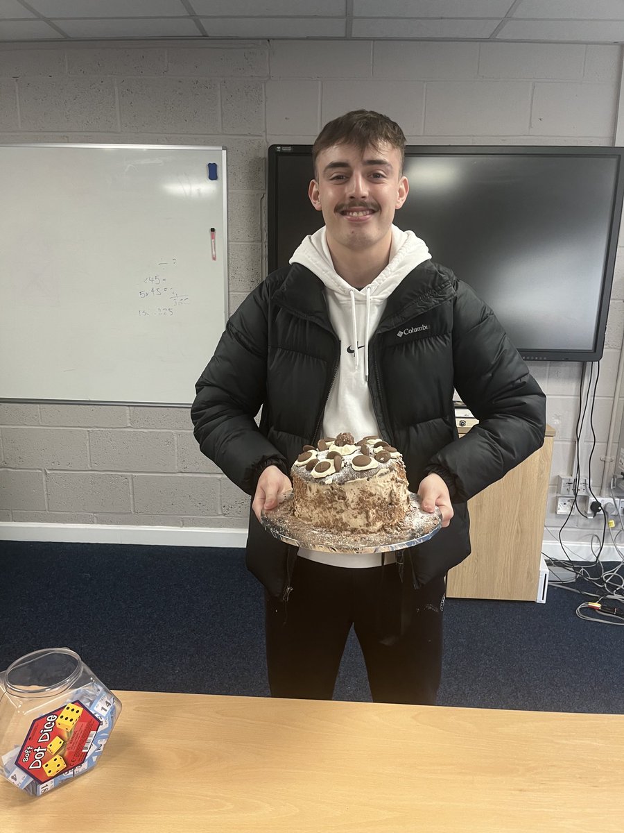 Rivercentre316's tweet photo. A Y10 pupil made a cake and sold raffle tickets to raise money for Children in Need. £50 was raised! Mr Davies was extremely happy with his win #goodcause #happymrdavies https://t.co/LwMSeZpHXX
