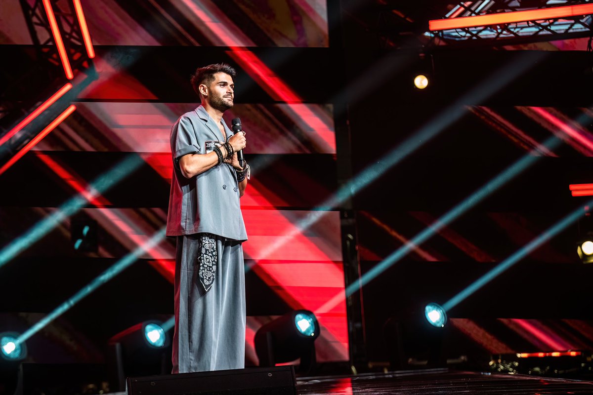 Yes, I’m Italian 
Yes, I’m totally crazy 
Yes, I sing 
Yes, I’m a partecipant in #XFACTORMALTA 
4 Yesses