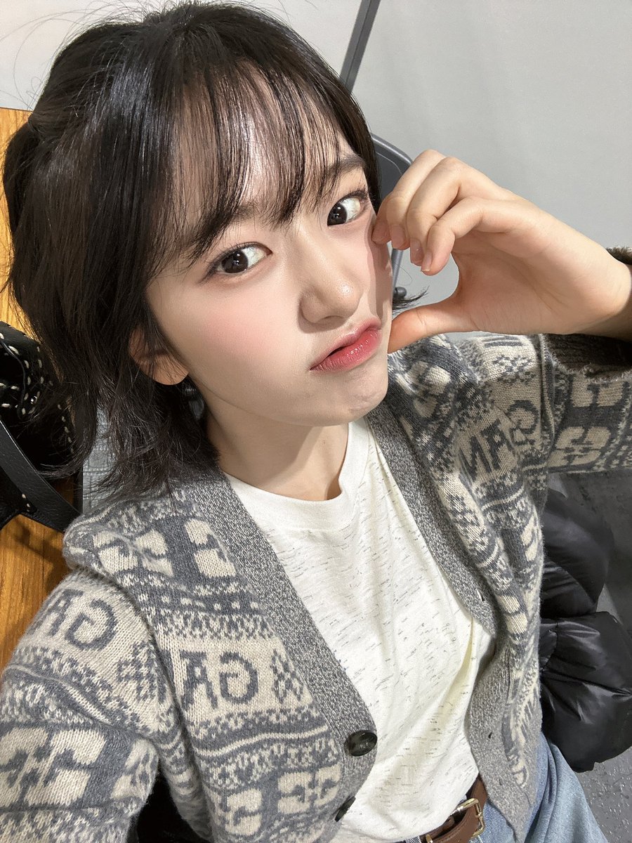 IVEstarship_JP's tweet photo. また会いましょう 🐶

#IVE #アイヴ #아이브
#ANYUJIN #ユジン #안유진 https://t.co/XcHdTQtAeg