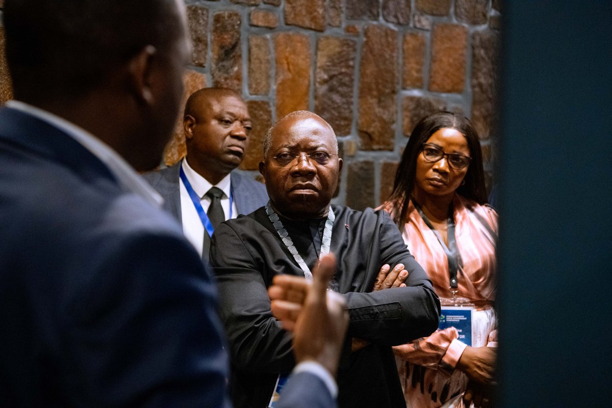 Kigali_Memorial's tweet image. Hon Georges Elanga Obam, Minister of Decentralisation and Local Development in Cameroon and his delegation laid a wreath at the burial place in honour of victims of Genocide against the Tutsi and toured memorial exhibits to learn more about the history of Genocide.