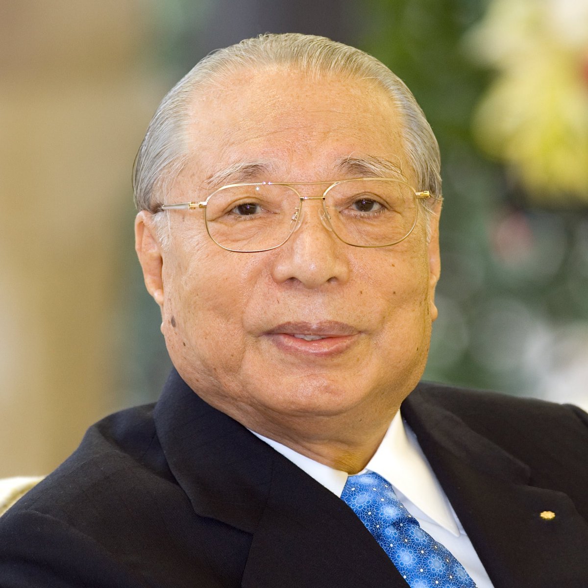 SokaGakkaItalia's tweet image. Cari compagni e compagne di fede,
questa mattina abbiamo ricevuto dalla Soka Gakkai Internazionale la notizia che il Maestro Daisaku Ikeda è deceduto nella sua residenza a Shinjuku, Tokyo, la sera del 15 novembre.

sgi-italia.org/per-tutti-i-co…