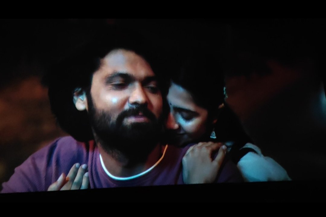 wandercloudd's tweet image. ನೀ ತೊರೆದ ರಾಗದಲಿ
ಇರದ ಹಾಗೆ ಇರುವೆ
ನೀ ಗುರುತಿಗೆ ಸಿಗದ ಗುರುತೇ 

Some scenes &amp;amp; lines were life-ನಾವ್ ಇಬ್ರೂ ಮಡಿಕೇರಿಗೆ ಹೋಗಿದ್ದು ತುಂಬಾ ಜ್ಞಾಪಕ ಬರುತ್ತೆ, ಜೀವ್ನ ಪೂರ್ತಿ ಅದನ್ನ ಮರಿಯಾಕ್ಕೆ ಆಗಲ್ಲ

When Manu said -ಸುರಭಿ ನೀನ್ ಯಾವತ್ತೂ ಪ್ರಿಯ ಆಗೋಕೆ ಆಗಲ್ಲ literally tears came 🥺

#SSESideB @rakshitshetty