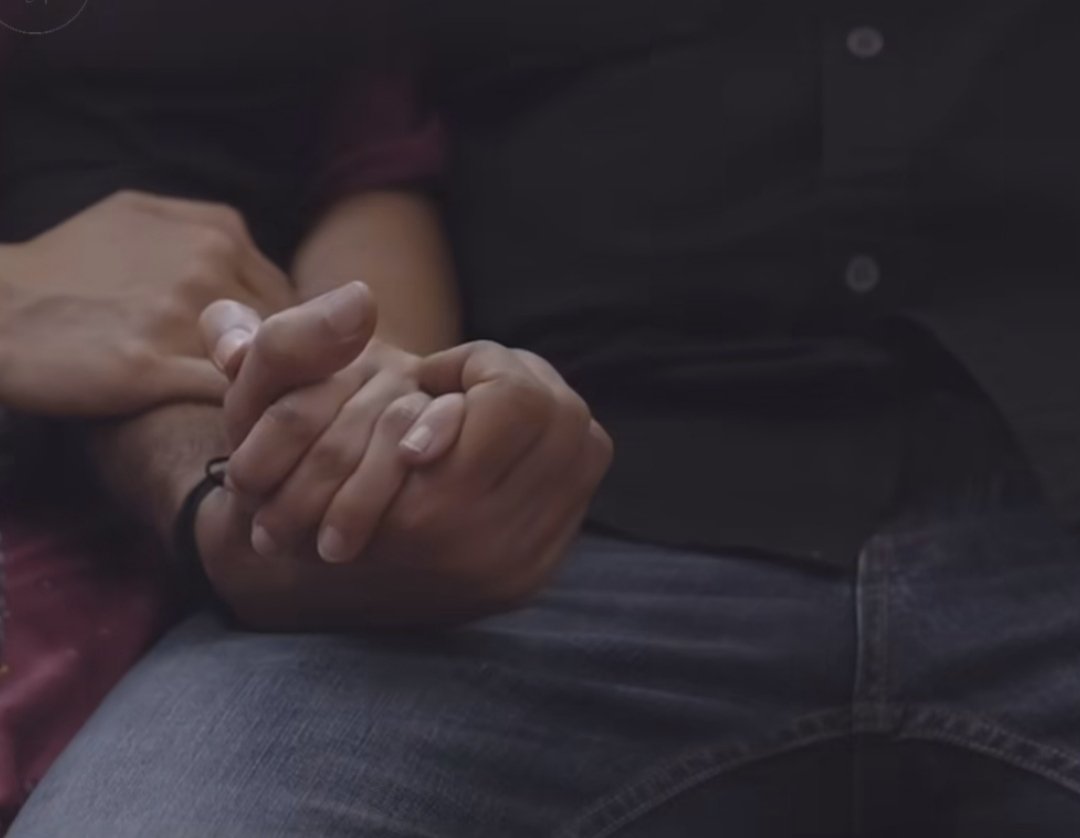 wandercloudd's tweet image. ನೀ ತೊರೆದ ರಾಗದಲಿ
ಇರದ ಹಾಗೆ ಇರುವೆ
ನೀ ಗುರುತಿಗೆ ಸಿಗದ ಗುರುತೇ 

Some scenes &amp;amp; lines were life-ನಾವ್ ಇಬ್ರೂ ಮಡಿಕೇರಿಗೆ ಹೋಗಿದ್ದು ತುಂಬಾ ಜ್ಞಾಪಕ ಬರುತ್ತೆ, ಜೀವ್ನ ಪೂರ್ತಿ ಅದನ್ನ ಮರಿಯಾಕ್ಕೆ ಆಗಲ್ಲ

When Manu said -ಸುರಭಿ ನೀನ್ ಯಾವತ್ತೂ ಪ್ರಿಯ ಆಗೋಕೆ ಆಗಲ್ಲ literally tears came 🥺

#SSESideB @rakshitshetty