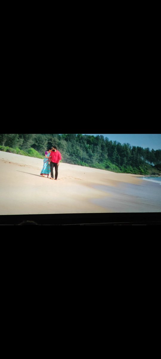 wandercloudd's tweet image. ನೀ ತೊರೆದ ರಾಗದಲಿ
ಇರದ ಹಾಗೆ ಇರುವೆ
ನೀ ಗುರುತಿಗೆ ಸಿಗದ ಗುರುತೇ 

Some scenes &amp;amp; lines were life-ನಾವ್ ಇಬ್ರೂ ಮಡಿಕೇರಿಗೆ ಹೋಗಿದ್ದು ತುಂಬಾ ಜ್ಞಾಪಕ ಬರುತ್ತೆ, ಜೀವ್ನ ಪೂರ್ತಿ ಅದನ್ನ ಮರಿಯಾಕ್ಕೆ ಆಗಲ್ಲ

When Manu said -ಸುರಭಿ ನೀನ್ ಯಾವತ್ತೂ ಪ್ರಿಯ ಆಗೋಕೆ ಆಗಲ್ಲ literally tears came 🥺

#SSESideB @rakshitshetty