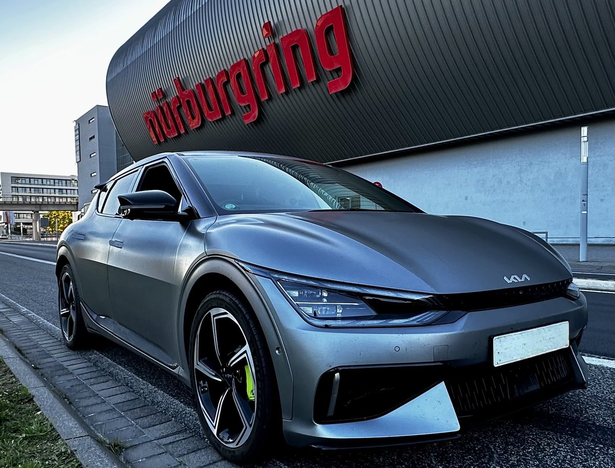 Carbores tweet media