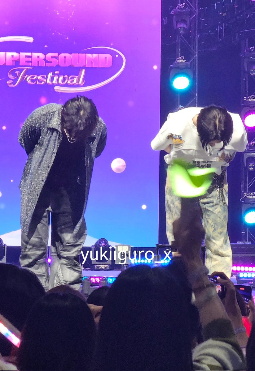 yukiiguro_x's tweet photo. Like Father Like son 🔥

#TAESAN #HANBIN #BI #BOYNEXTDOOR #SupersoundFestival #SupersoundBKK https://t.co/Sg8UdUKLLA