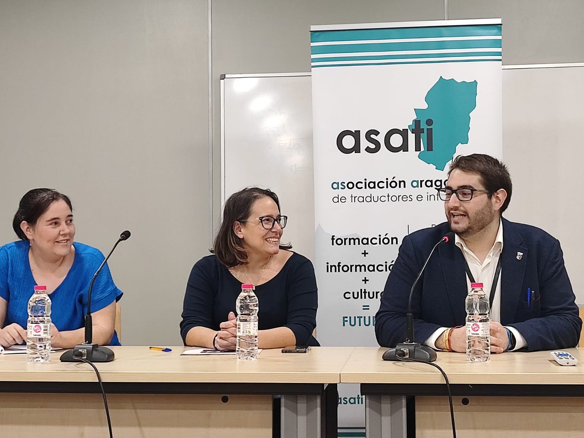agpti's tweet photo. Co gallo do Día Internacional da Interpretación, que celebramos o 20 de novembro, a @ASATI_ES organizou unha charla sobre a interpretación de conferencias e a interpretaciónen lingua de signos. https://t.co/Zn2XvZCgk0