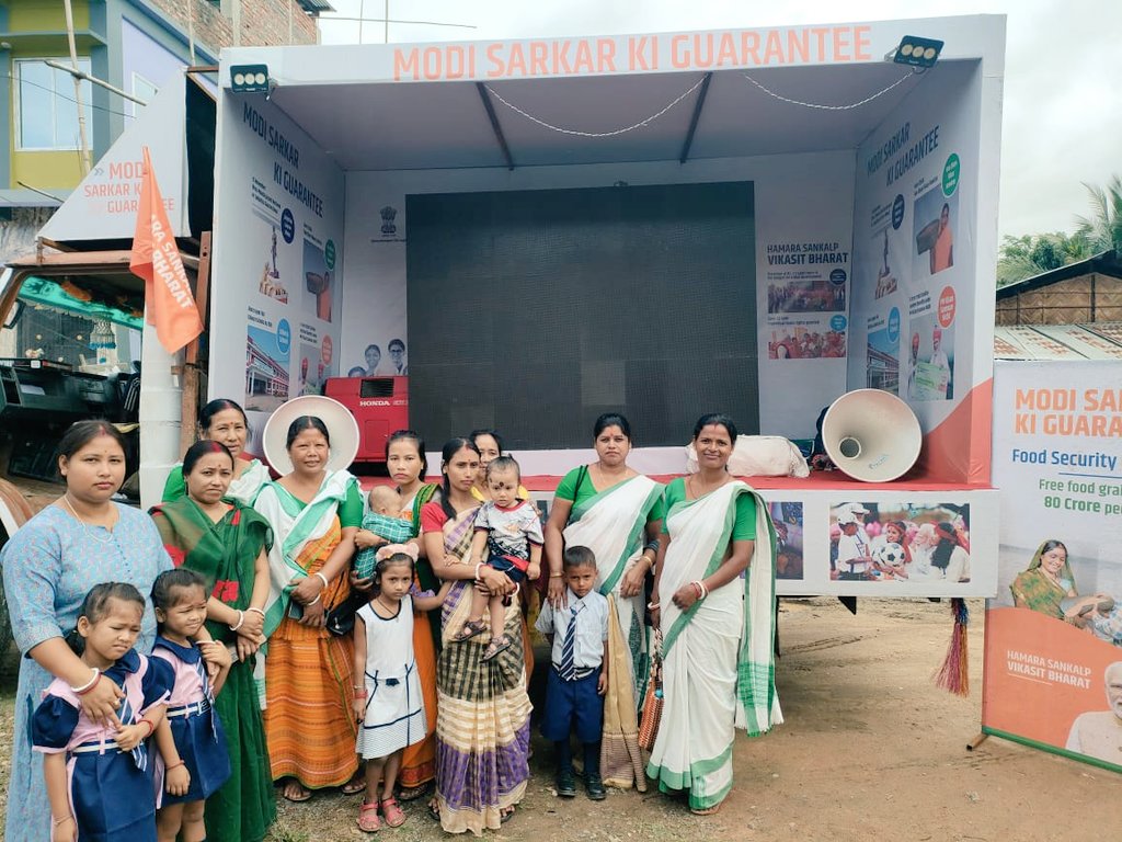 CBCGuwahati's tweet image. A few glimpses of #ViksitBharatSankalpYatra at Village Development Committee Bhawan - Langhin, under Langsomepi Development Block of #KarbiAnglong today.

@PMOIndia @MIB_India @PIB_India @CBC_MIB