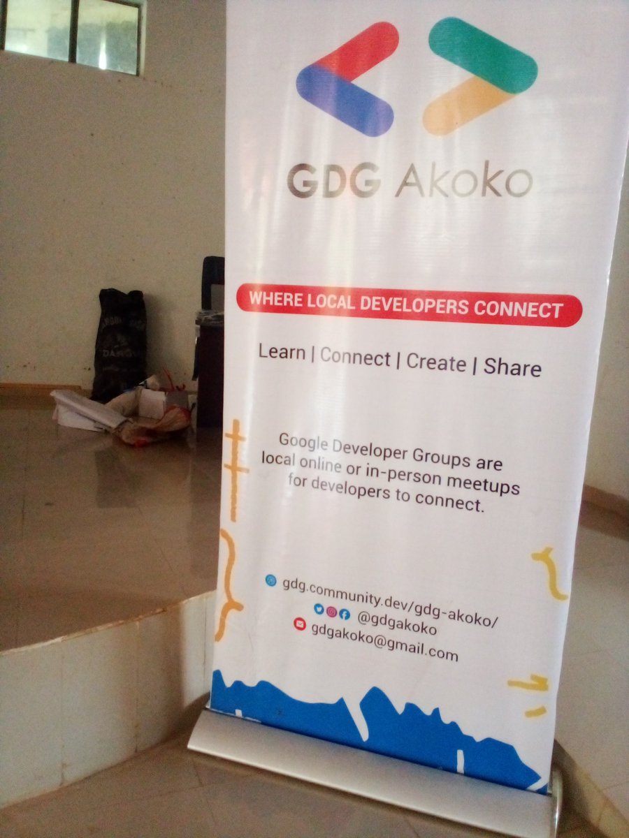 Faramadeeeee's tweet photo. #devfest
#DevFest2023
#gdscaaua
#gdgakoko
#devfestakoko23
#devfestakoko https://t.co/ZRyc303UM4