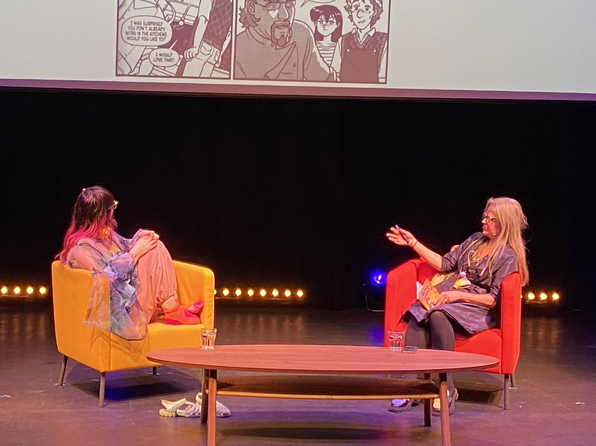 A great opening evening @CreativeFstone @FstoneBookFest where I interviewed the brilliant @kimjoyskitchen about her debut graphic novel Turtle Bread - talking baking, mental health and of course the magical power of comics