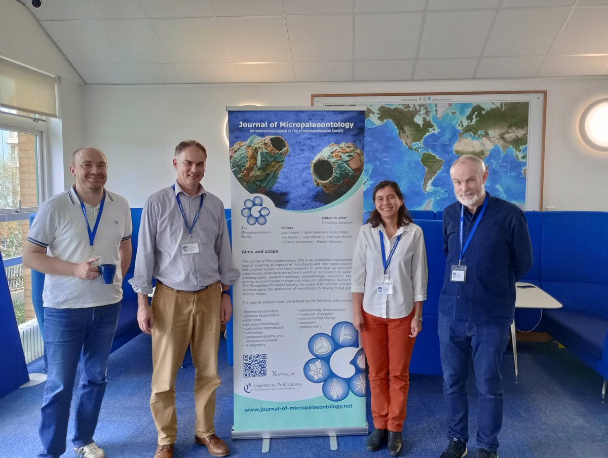 PaulaNarvaez78's tweet photo. The @NHM_Micropalaeo group attending the @MicropalaeoSoc Annual Meeting. Great experience! Had a lot of fun and learning @stooks2001 @cgilesmiller #TMS23 https://t.co/S0CXGR2Jro