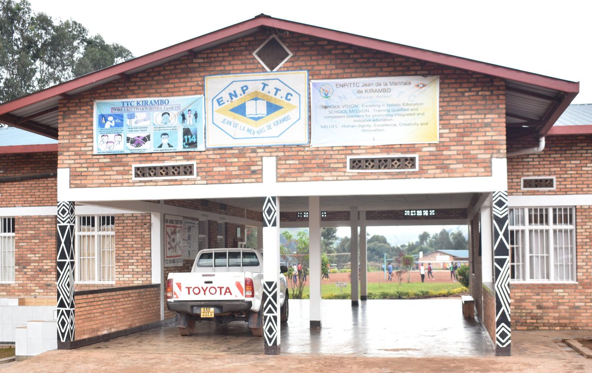 Breakingnews104's tweet image. Aka kanya @BureraDistrict harimo kubera ubukangurambaga bwo gukumira ubwandu bushya bwa Virusi itera #SIDA mu rubyiruko.
Gira ejo hazira Virusi itera SIDA_n'inda z'imburagihe n'izidateganyijwe.
ni igikorwa cyateguwe na #AccessToHealth kubufatanye na @RBCRwanda @RwandaHealth