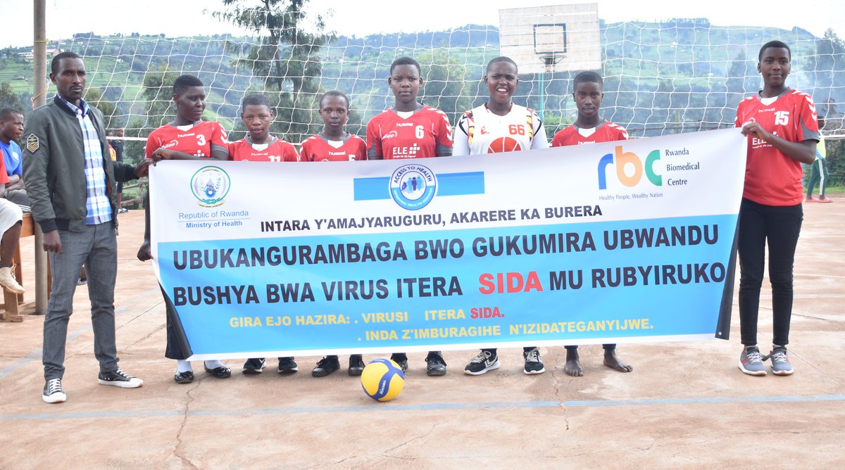 Breakingnews104's tweet image. Aka kanya @BureraDistrict harimo kubera ubukangurambaga bwo gukumira ubwandu bushya bwa Virusi itera #SIDA mu rubyiruko.
Gira ejo hazira Virusi itera SIDA_n'inda z'imburagihe n'izidateganyijwe.
ni igikorwa cyateguwe na #AccessToHealth kubufatanye na @RBCRwanda @RwandaHealth