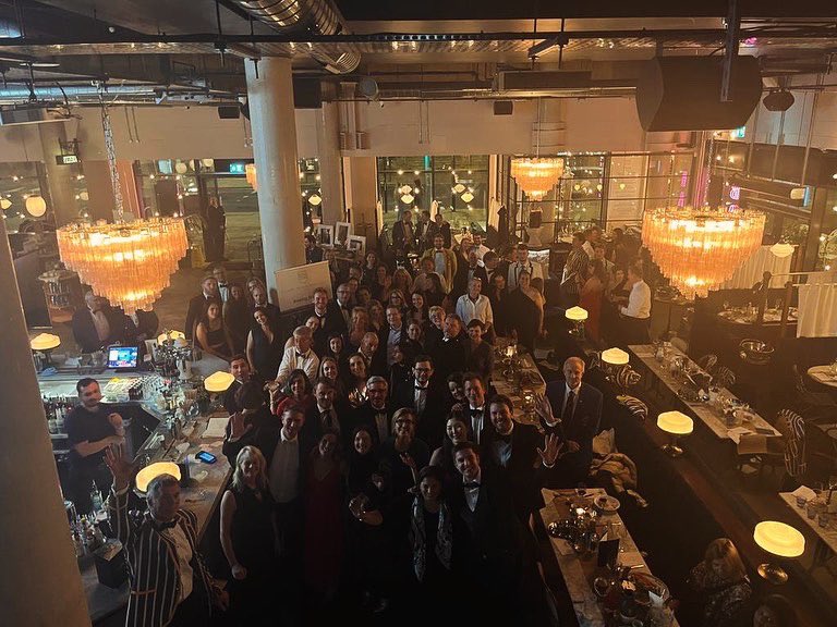 FulhamReachBC's tweet photo. πHuge thanks to everyone who joined us for this fantastic celebration of 2023 & all that we have achieved on the water & in the community through our #RowingForAll projects πππ #TeamFRBC π
#TeatroHall #Rowing #RowingClub #PowerOfSport https://t.co/QSp6Vv6dXH