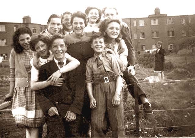 Residents of West Pilton, Edinburgh in the late-1950s. Pic: Alan Raeburn on EdinPhoto.