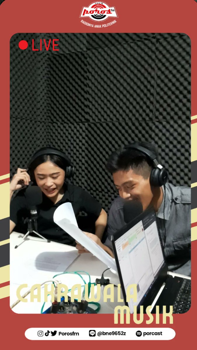 paneyenap's tweet image. Hai, Sobat Poros! 🙋🏻‍♀️ 

Siapa di sini yang gak tau Taylor Swift? Pasti Sobat Poros tau dong. Kali ini Hanny &amp;amp; Rakha lagi sharing seputar Taylor Swift di Cakrawala Musik edisi Taylor Swift: The Music Industry!! 🎶 

#POROSFM #SIMUL_STREETFIGHTER #PorosOnAir2023 @porosfm