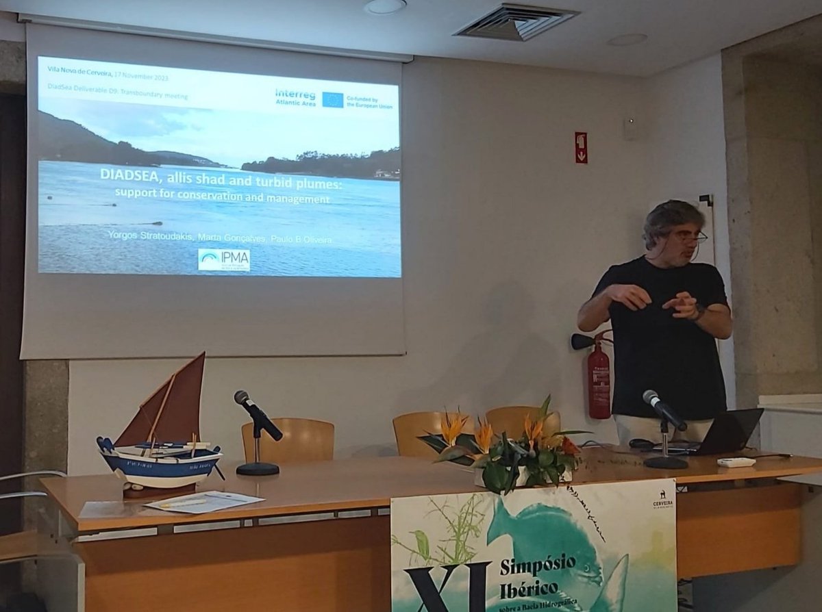 CatarinaPMateus's tweet photo. Partner @ipma_pt from #DiadSea organized the first project transboundary meeting yesterday. With presence of partner @UniversidadeUSC, other colleagues and stakeholders, we had interesting discussions on project activities and challenges. @AtlanticArea @univdeevora @MARE_centre https://t.co/cSmE7QW00I