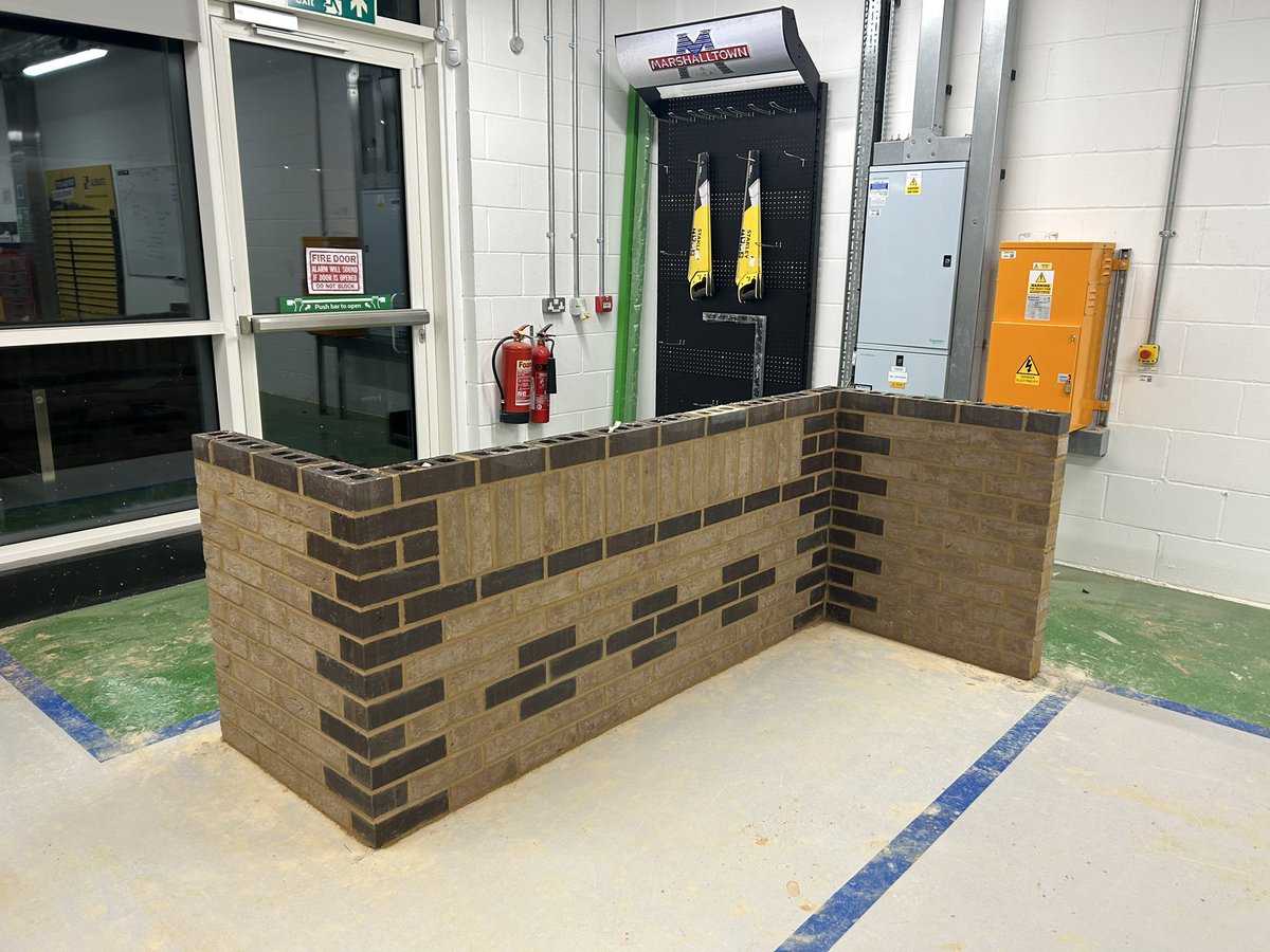 A very neat &amp; tidy piece of work by Davy E, <a href="/LeeMarleyLMB/">Lee Marley</a> apprentice at the Lee Marley Academy. Great skills! #brickwork #skills #Apprenticeship <a href="/rollinsgroup/">Rollins Group</a> <a href="/MARSHALLTOWN_US/">MARSHALLTOWN</a> 
#investinthefuture
