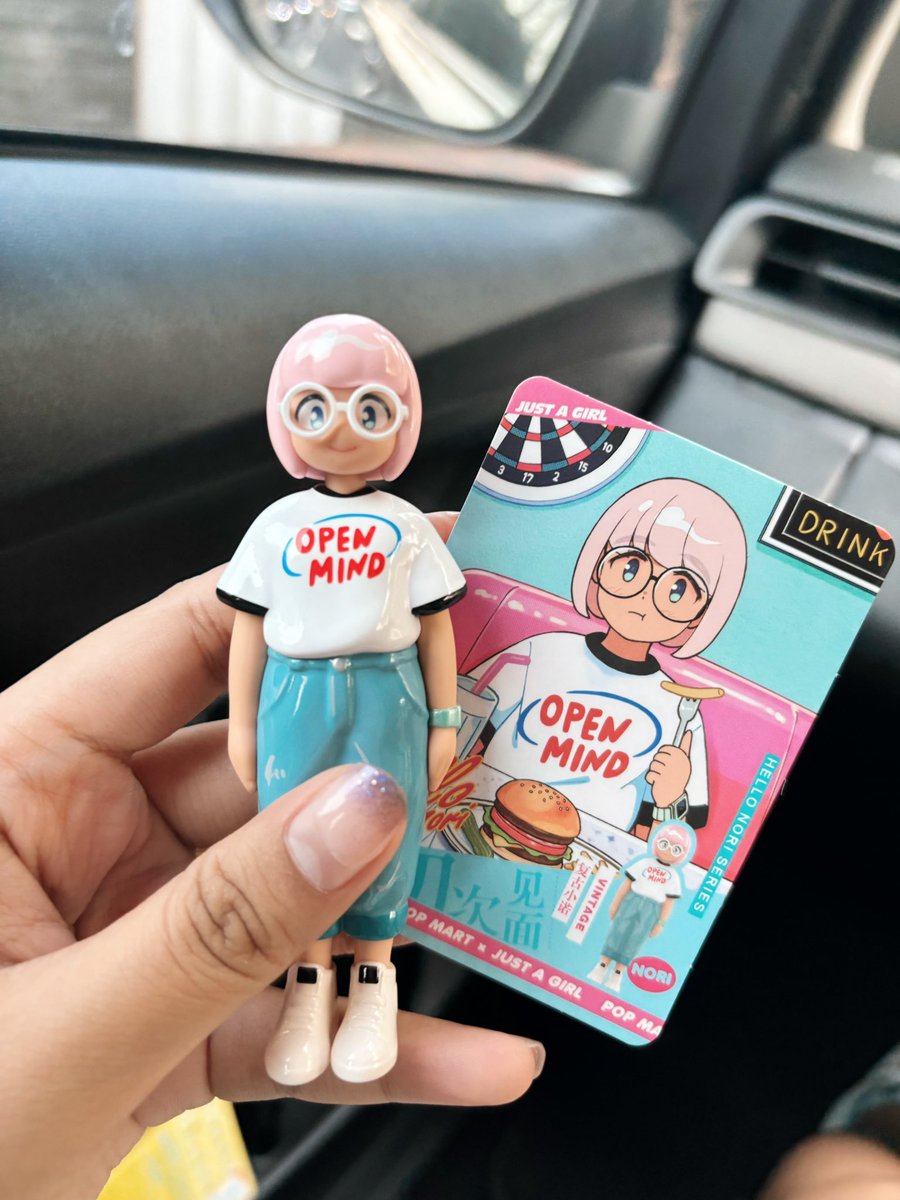 dittameliaa's tweet photo. Ga dapet yg rambut item 😔 #Hellonori @POPMARTGlobal https://t.co/vS9e4IhSml