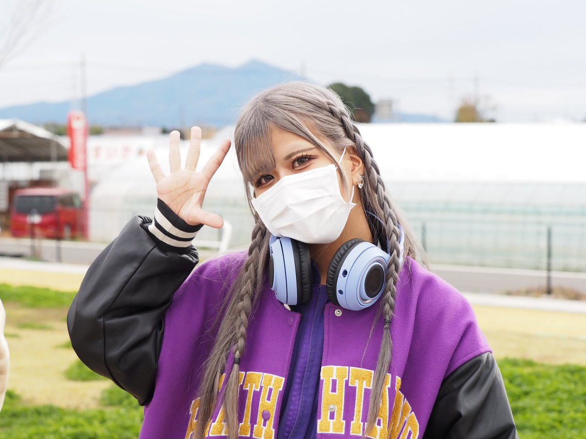 TWICE ONESHALLOWEEN スタジアムジャンパー TWICE ONESHALLOWEEN スタジアムジャンパー