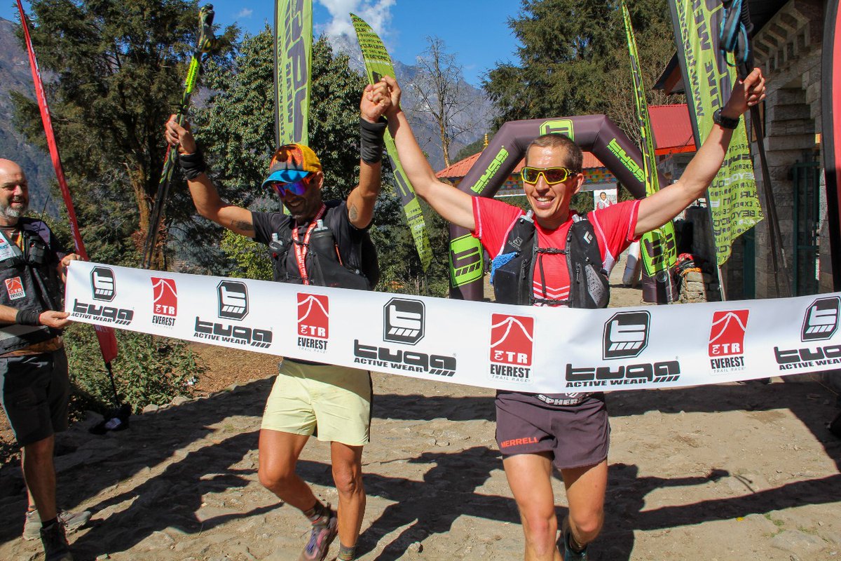 🏆 Marc Ollé (@Marc_ob19) i Gerard Morales (@Blackyhomer) pugen al podi de l'Everest Trail Race Segon i tercer respectivament, els corredors catalans deixen petjada L'onzena edició ha estat dominada pels nepalesos🇳🇵 Suman Kulung i Phurwa Sherpa ➕INFO➡️ bit.ly/46klfle