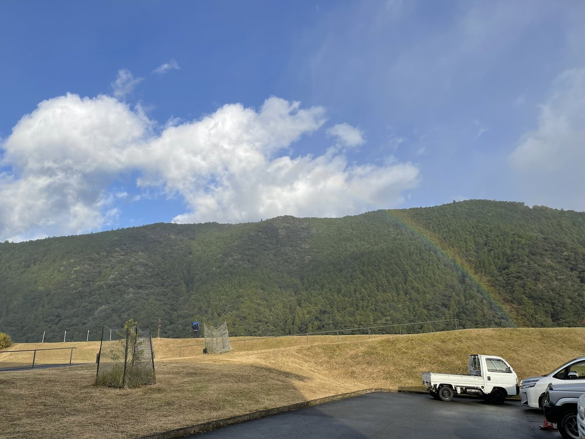 d_d__d_d__'s tweet photo. 和歌山に来て、高野山から熊野本宮大社まで行ってきたよ🥹🥹🥹高野山、大雪で寒すぎ🥶🥶🥶熊野本宮大社は景観がとても良かった🤓🤓🤓

明日は思索をしに山へ逝く⛰⛰⛰ https://t.co/hNTwisiM9o