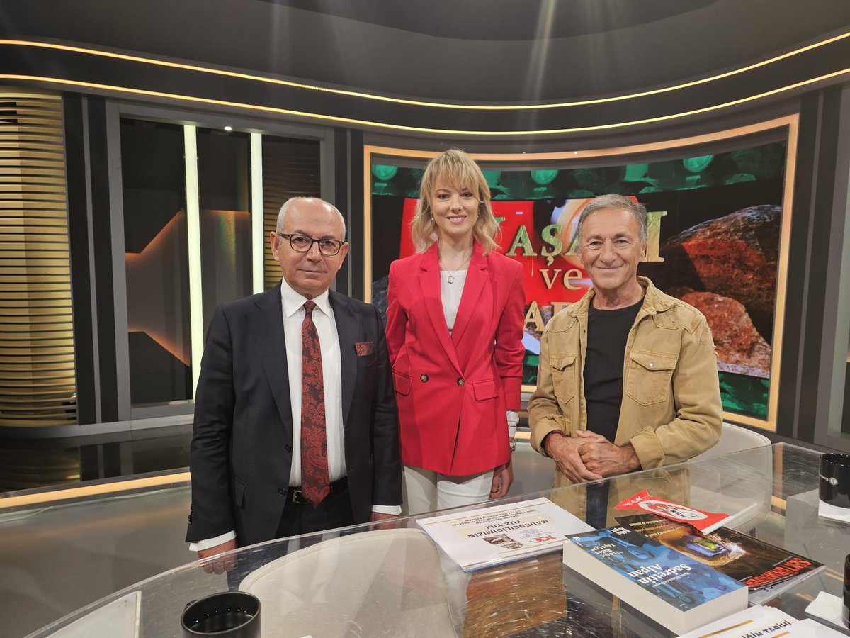 CUMHURİYETİMİZİN 100’ÜNCÜ YILINDA MADEMADENCİLİGİMİZİN YÜZ YILI Bugün saat 16.45'te <a href="/BloombergHT/">Bloomberg HT</a> de <a href="/CimcimeMedya/">Cimcime Medya</a>
<a href="/YMGVAKFI/">Yurt Madenciliğini Geliştirme Vakfı</a>
<a href="/kirsan72/">İbrahim Halil Kırşan</a> <a href="/JSebnemSchaefer/">Şebnem Schaefer</a> #yasamvemaden #cumhuriyetin100yili #yalcinozden