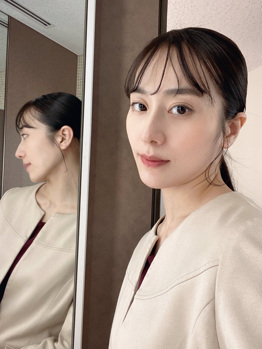 撮影で使ったメイクさんおすすめのマスカラ(lash former EX clear )

前から気になってたクリアブラック🥺
ブラックより自然で馴染みやすいし先がコームで全然ダマできないしお湯で簡単に落ちて最高、なので明日買いに行ってきます

#KATE