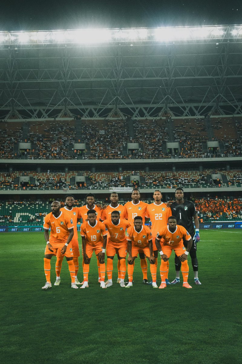 gelo_graphie's tweet photo. [MATCH DAY] • 🇨🇮 - 🇸🇨 
📍 Stade ALASSANE OUATTARA, Ebimpé 🇨🇮
•
Retour en images sur la victoire des éléphants 9-0.
~
#gelo_graphie #QualitéNetflix #Canon #canoncna #canoncnafrica #traveltheworld  #Football #Foot #Stade #CIV 
~
📸: @gelo_graphie
Copyright 2023©️

1/7 https://t.co/Y59lkkmHAY