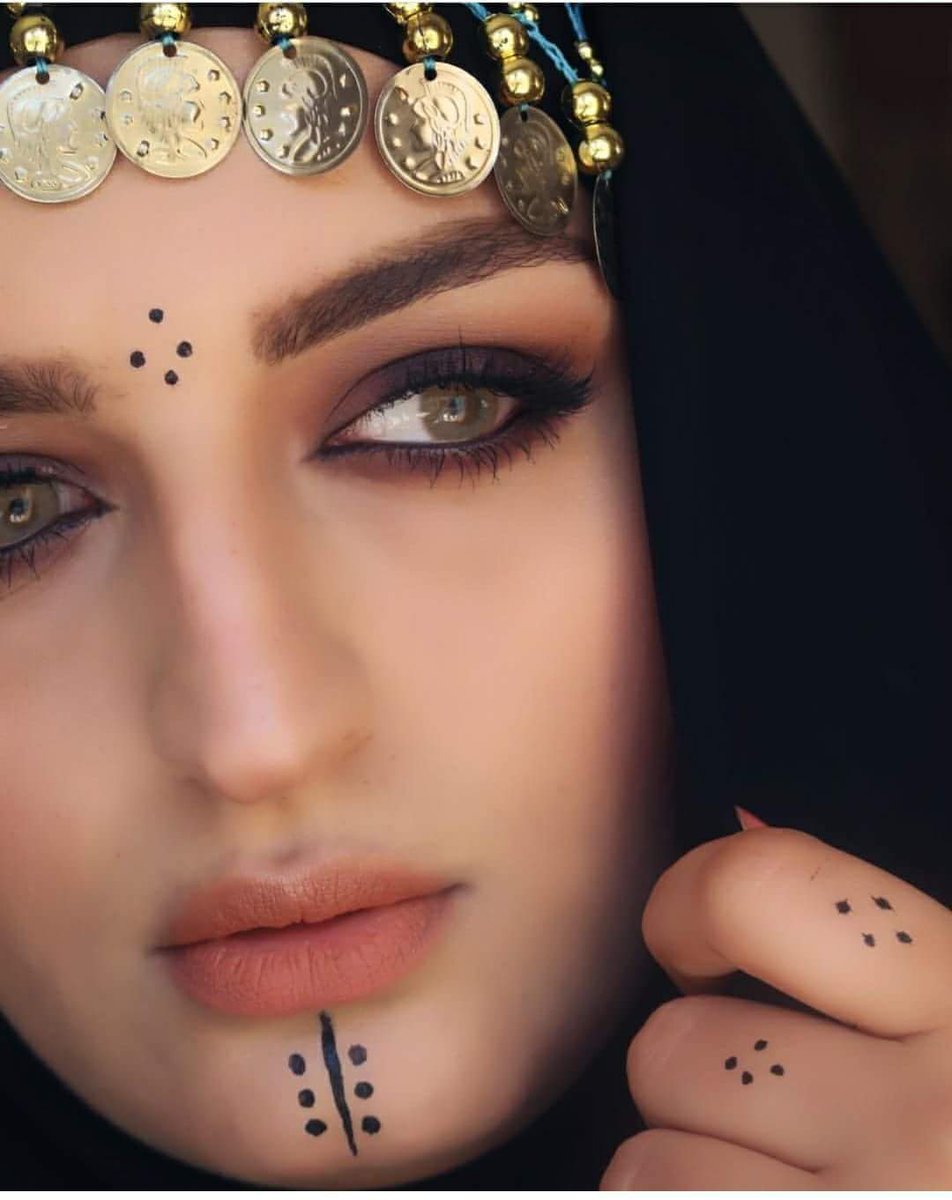 #بيض وجبن موجود والقوري بي چاي
#ياهو   اليجيني   بساع   يتريك  وياي 🙈