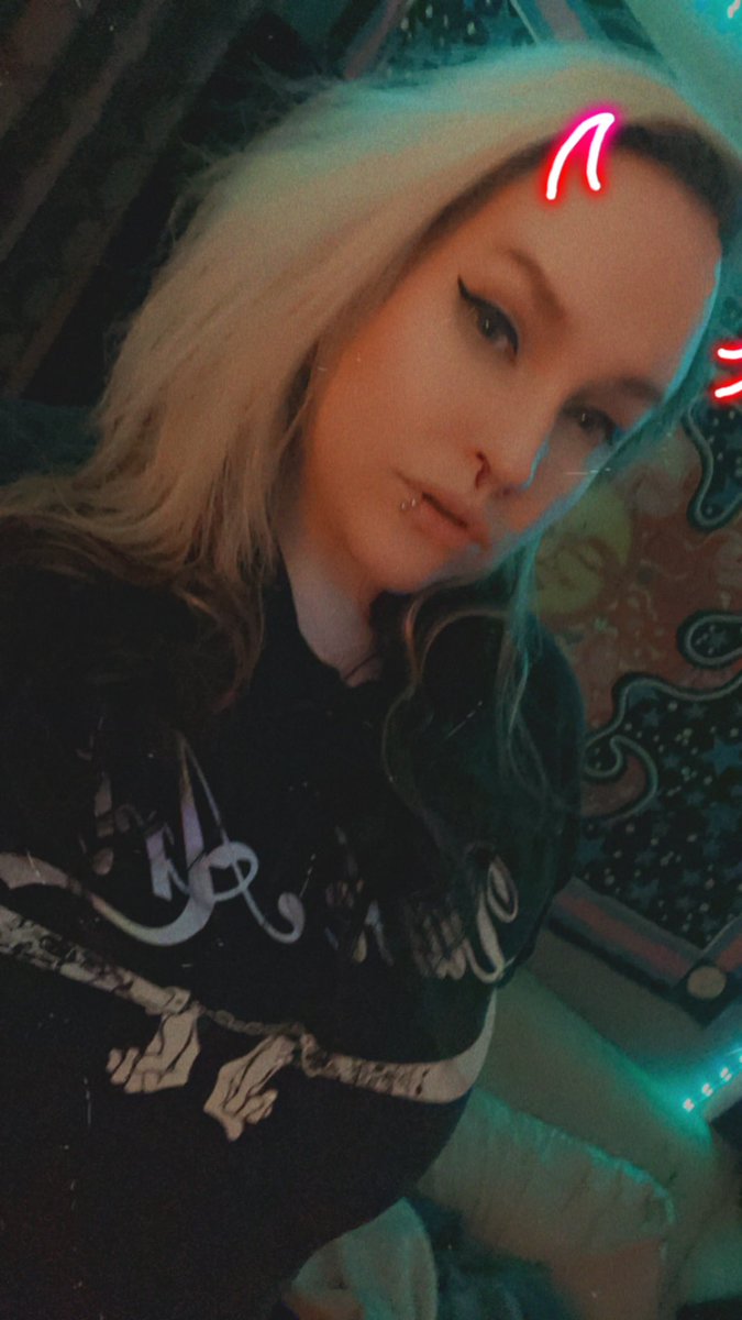 Missxlolita420's tweet photo. Come play 😈 
Snap/kik - missxlolita420 https://t.co/rFPCgey1YA