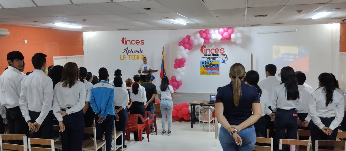 IncesApure1's tweet photo. #19Nov Aprendices del Programa Nacional de Aprendizaje realizaron disertación del Esequibo.

#AprendeLaTécnica https://t.co/2PuhR0jmdx