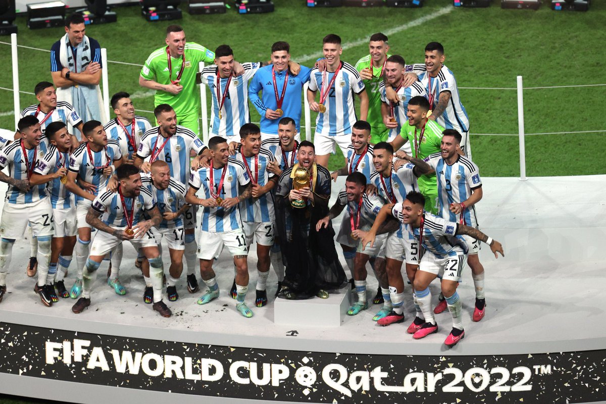 WeAreMessi's tweet photo. 11 months ago! https://t.co/pPP4OepJUg