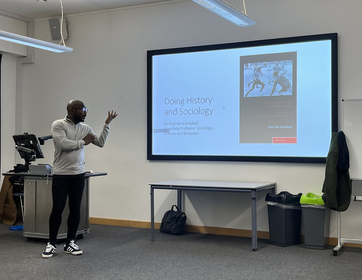 What a pleasure to hear from @drpaulcampbell1 about his career doing sociology & history as part of the joint @britsoci & @BritSportHisSoc workshop for postgrads & ECRs.