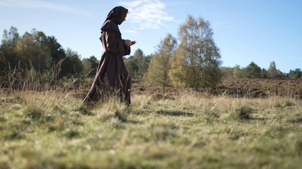 NeilDrysdale's tweet photo. Archaeologists, led by Ali Cameron, have confirmed the site of a medieval monastery, dating back more than 1,000 years, in Aberdeenshire. I talked to Ali and had first glance at an excellent new BBC Alba documentary which is being aired on Monday night!
https://t.co/pTrptVXXpY https://t.co/688UUTqESn