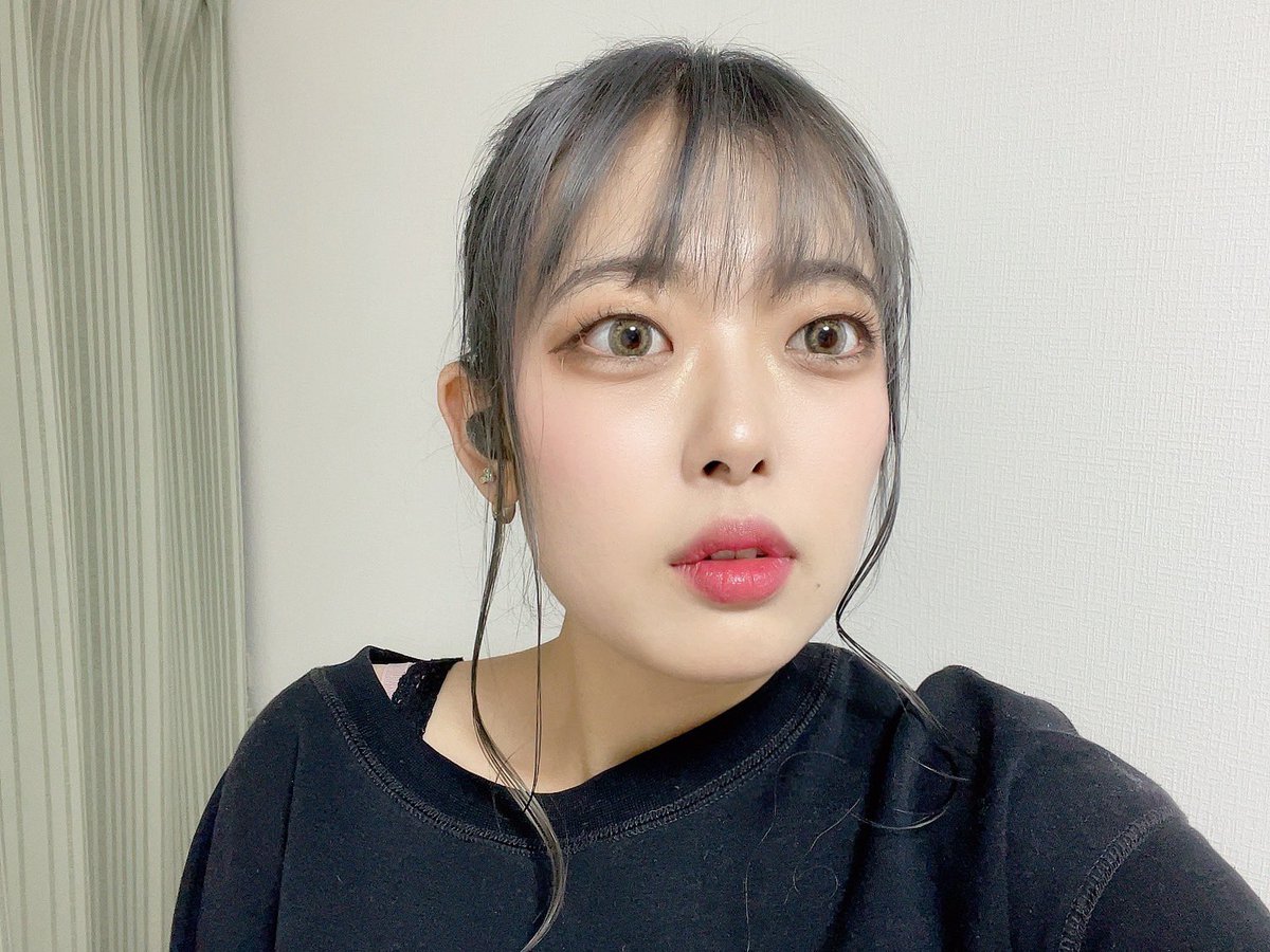 AsoSanae's tweet photo. お久しぶりです阿蘇です✨️
髪色チェンジして思ったより綺麗に言ったのが嬉しくてポスト♥️

ギャル役、お待ちしております😎笑 https://t.co/iPrmtfi3nn