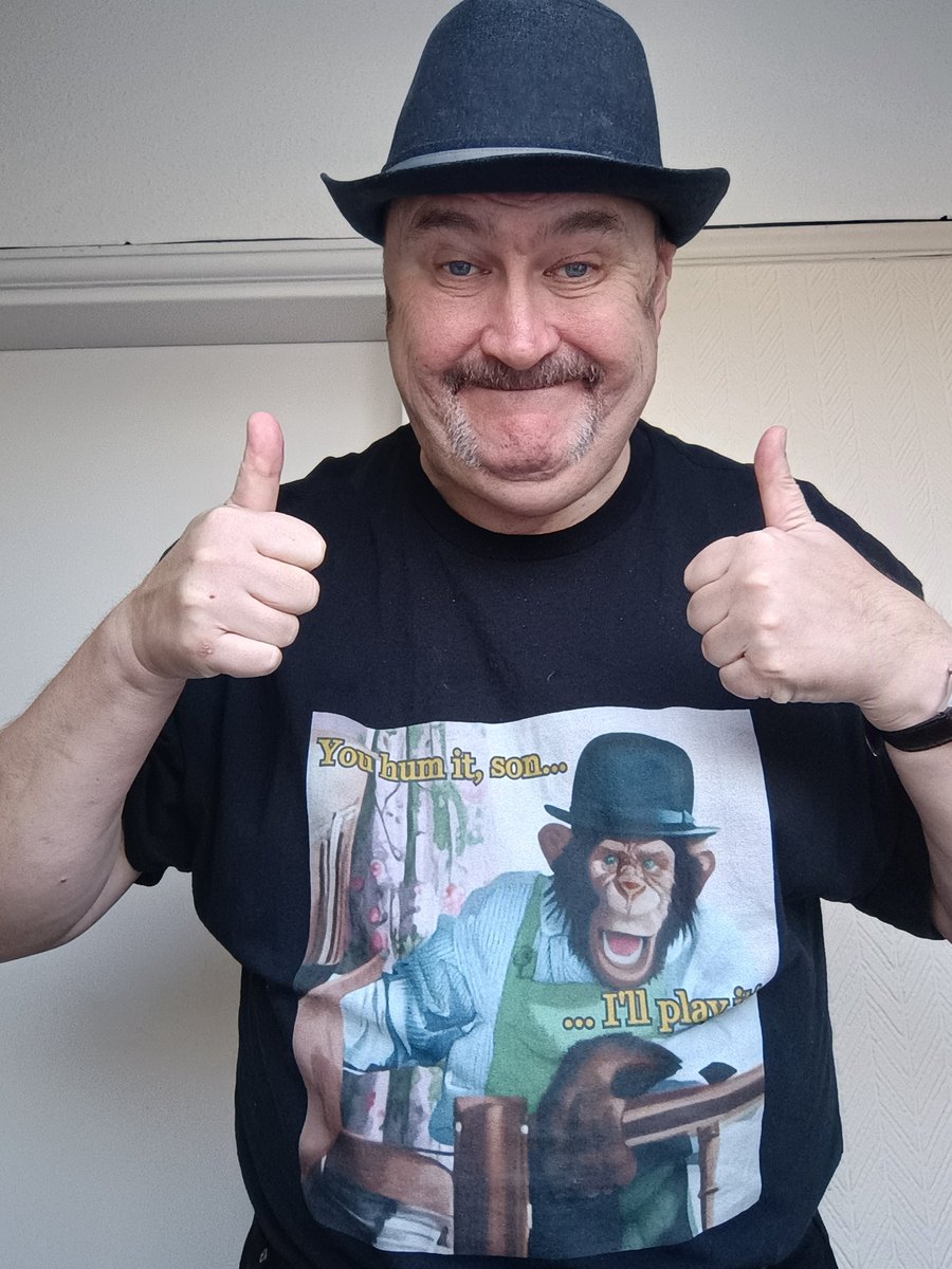 dekhogan's tweet photo. "Tea Mister Shifter! Light refreshment"

#Movember Day 18

https://t.co/b6lilvoCUI https://t.co/orIWR25SS6