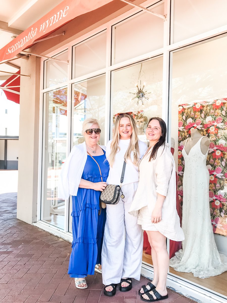 🌟 Exciting News Alert! 🌟

Cheers to the fabulous Ellie, our newest bride-to-be! 🥂✨ We are over the moon that you've chosen Samantha Wynne for your custom-made dream dress. Meeting you, your beautiful Mum Julie, and bestie Kara was an absolute delight—your e...