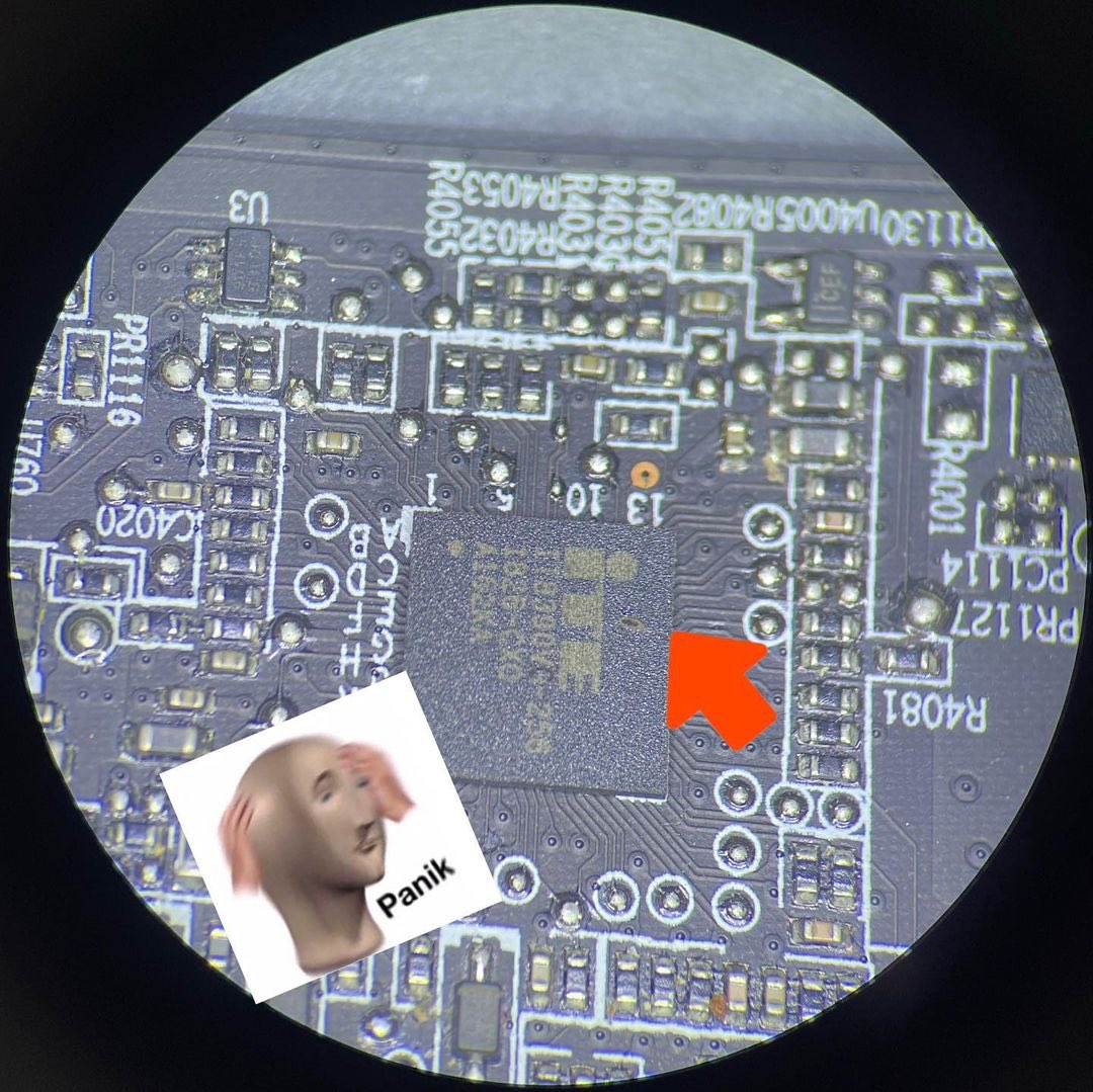 Slot1Gamer's tweet image. This @razeranz blade came in with a hole in the Super IO, thankfully this model of iTE SuperIO doesn’t require programming. 

Replaced and all working 
#infirayheatwave #infiray @InfiRay