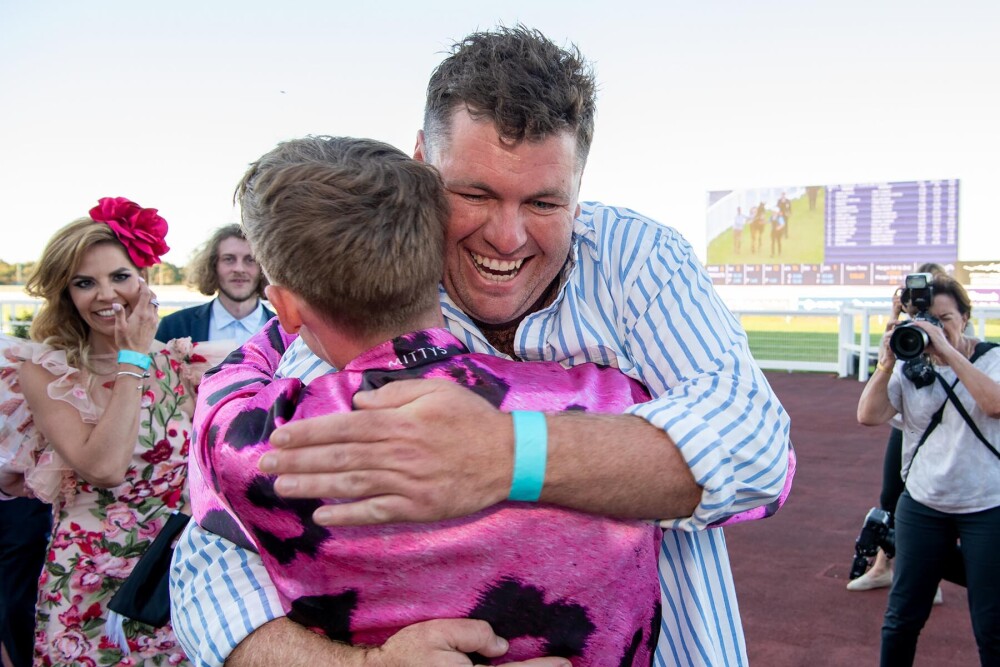 RacingWATV's tweet photo. Ripcord lets rip to win Placid Ark Stakes and set up potential shot at Winterbottom Stakes. https://t.co/vj3OEUC17D @santassnippets @TAB_touch @TABradio @WesternRacepix @PerthRacing @FanfaveA #ascot #pinnacles https://t.co/I9LBlXJUfx